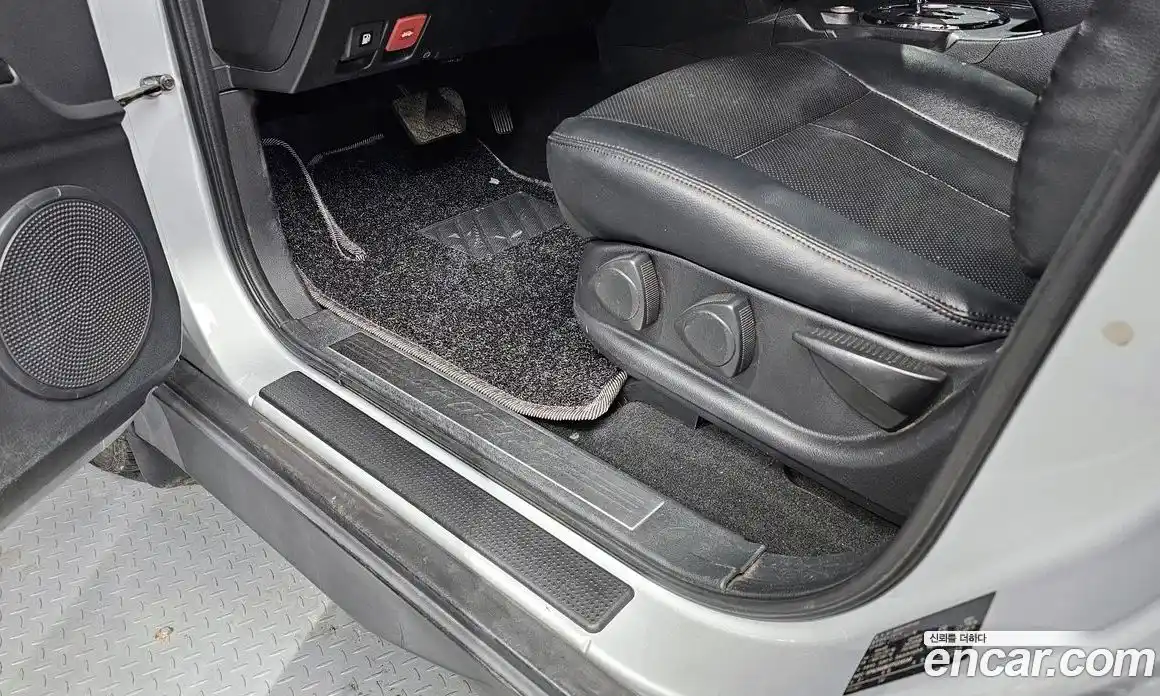 SsangYong Korando 2015 2.0 Автомат в Москве № 36468, фото 7