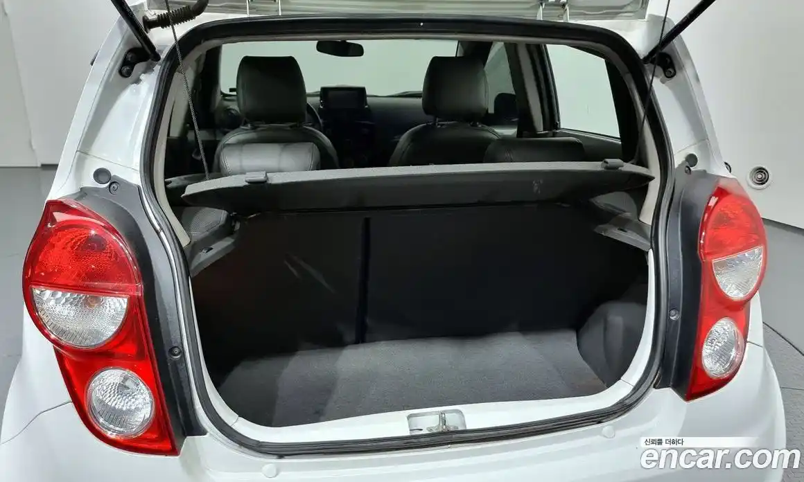 Chevrolet Spark 2013 1.0 Автомат в Москве № 37147, фото 11