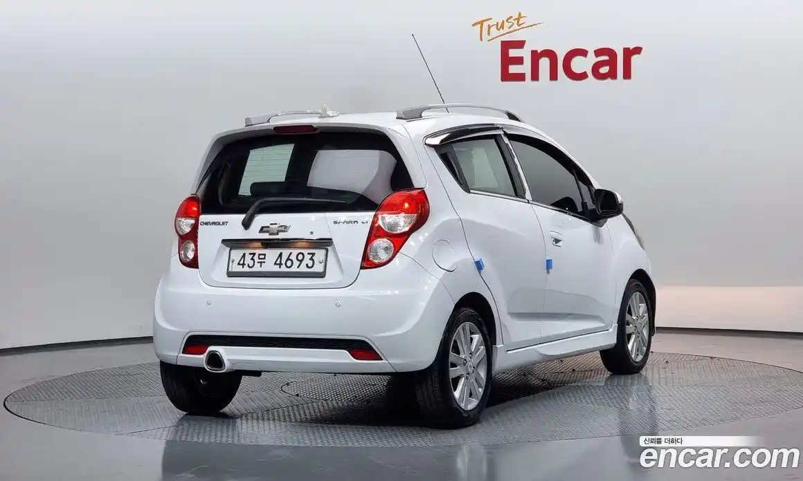 Chevrolet Spark 2013 1.0 Автомат в Москве № 37147, фото 18