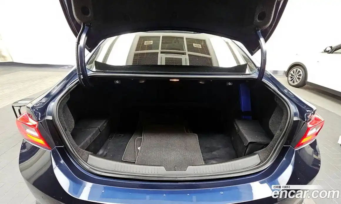 Chevrolet Malibu 2018 2.0 Автомат в Москве № 38371, фото 13