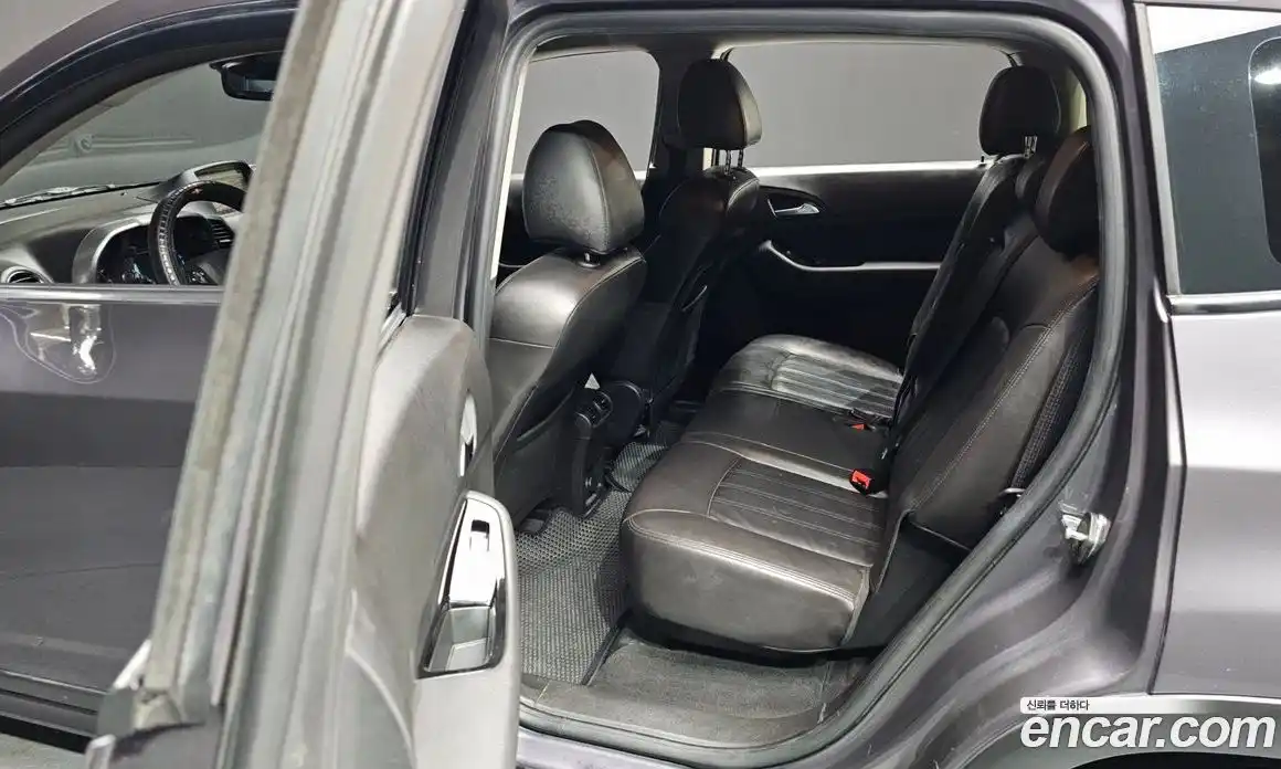 Chevrolet Orlando 2013 2.0 Автомат в Москве № 39307, фото 11