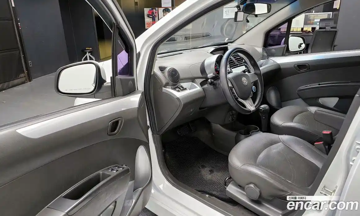 Chevrolet Spark 2013 1.0 Автомат в Москве № 40041, фото 12