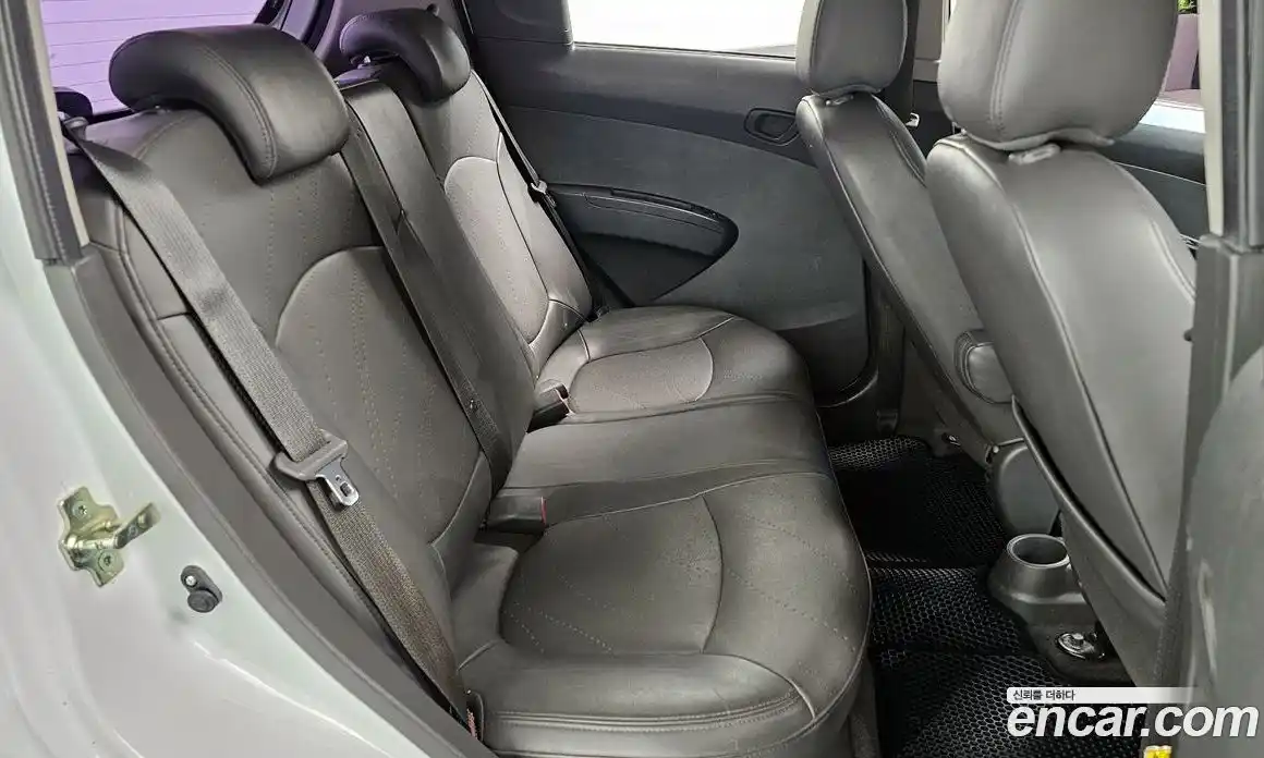 Chevrolet Spark 2013 1.0 Автомат в Москве № 40041, фото 20