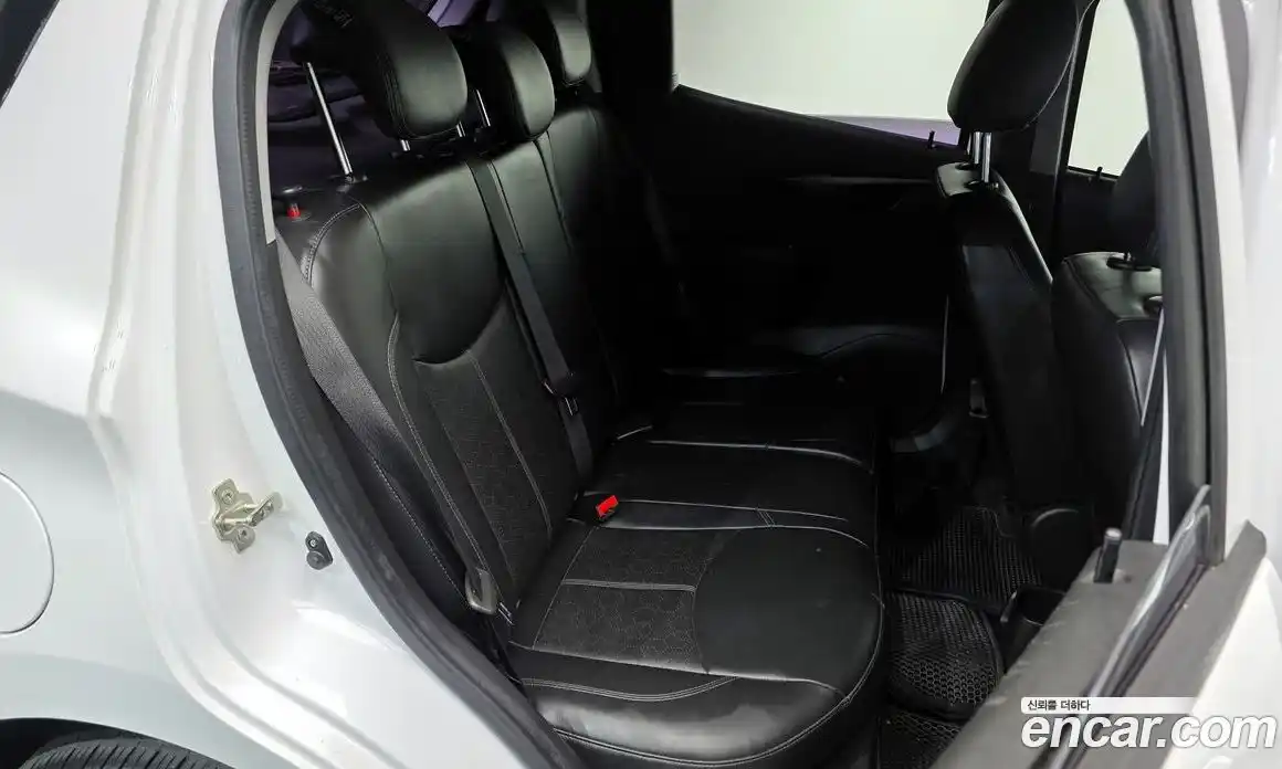 Chevrolet Spark 2017 1.0 Автомат в Москве № 42239, фото 12