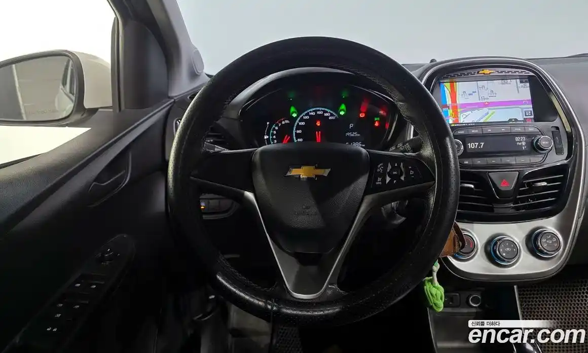 Chevrolet Spark 2017 1.0 Автомат в Москве № 42239, фото 18