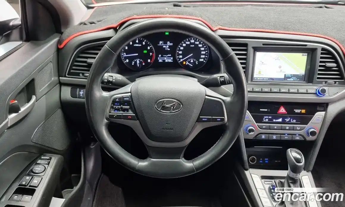 Hyundai Avante 2016 1.6 Автомат в Москве № 46871, фото 14