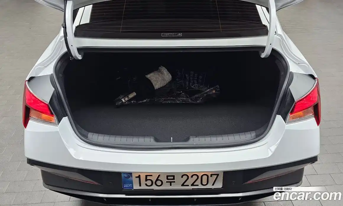 Hyundai Avante 2025 1.6 Автомат в Москве № 47438, фото 14