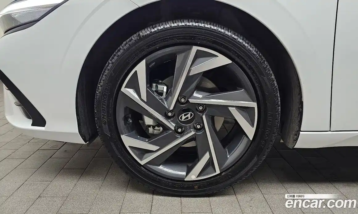 Hyundai Avante 2025 1.6 Автомат в Москве № 47438, фото 5