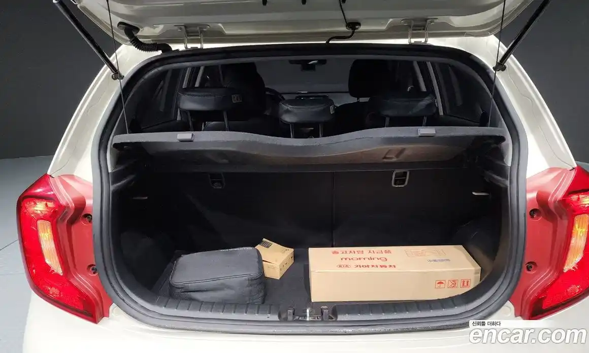 Kia Morning 2017 1.0 Автомат в Москве № 50885, фото 4