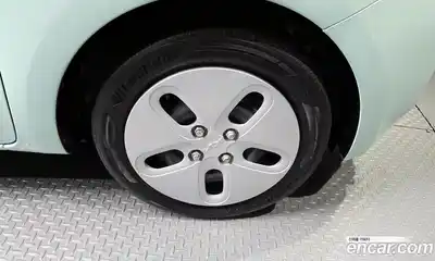 Kia Ray 2023 1.0 Автомат в Москве № 52668, миниатюра 11