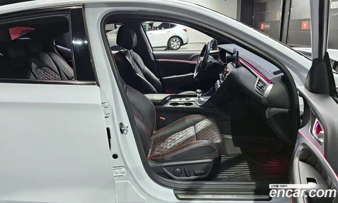 Genesis G70 2018 3.3 Автомат в Москве № 56355, фото 13