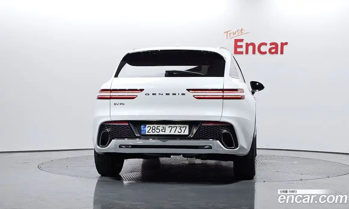 Genesis GV70 2023 2.5 Автомат в Москве № 57088, фото 13