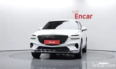 Genesis GV70 2023 2.5 Автомат в Москве № 57088, миниатюра 2