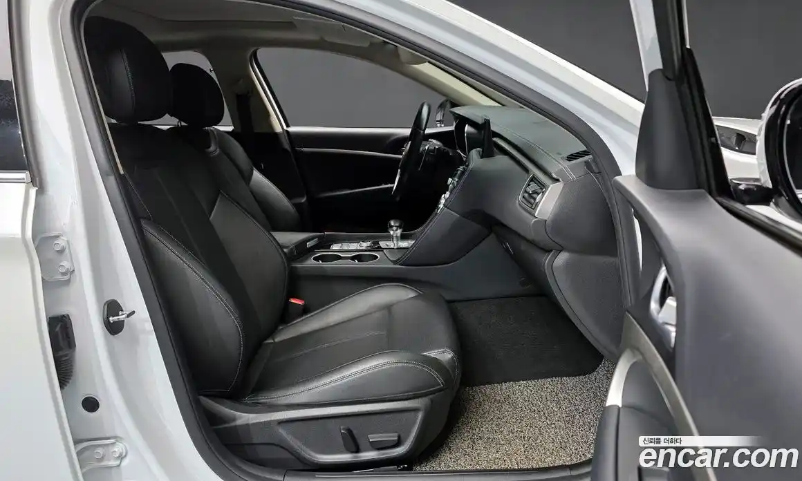 Genesis G70 2021 2.0 Автомат в Москве № 59175, фото 15