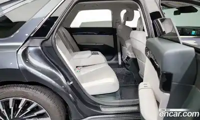 Hyundai Grandeur 2023 3.5 Автомат в Москве № 836, миниатюра 5