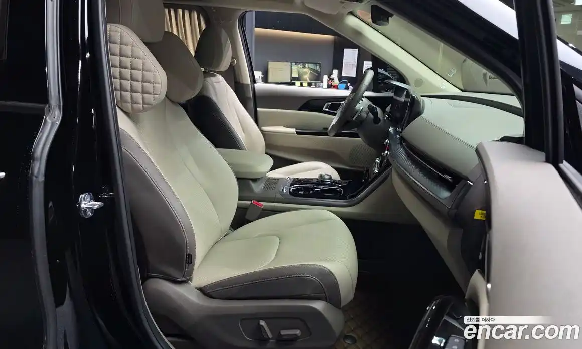 Kia Canival 2021 3.5 Автомат в Москве № 102145, фото 6