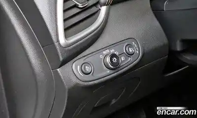 Chevrolet Trax 2019 1.6 Автомат в Москве № 104457, миниатюра 3