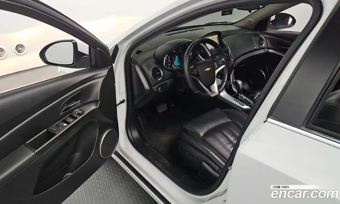 Chevrolet Cruze 2016 1.8 Автомат в Москве № 104458, фото 8