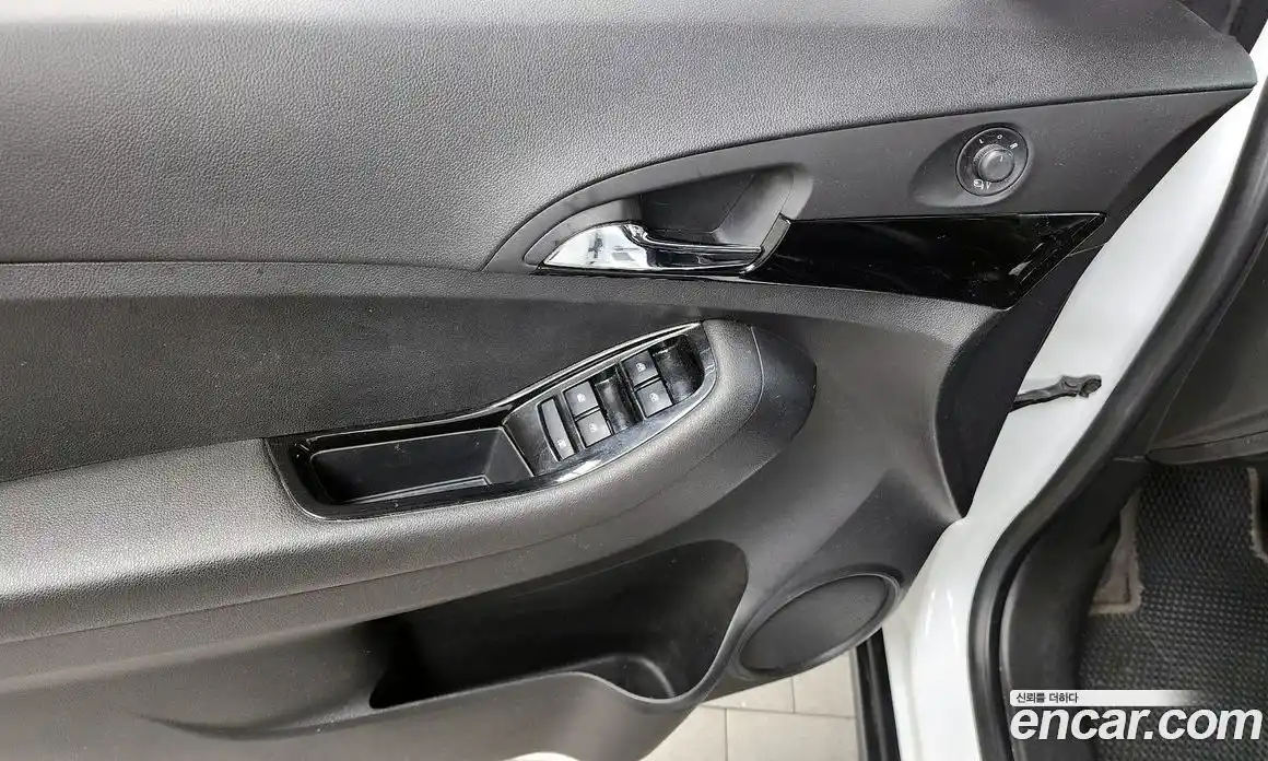 Chevrolet Orlando 2012 2.0 Автомат в Москве № 105811, фото 14