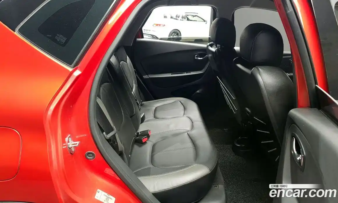 Renault QM3 2015 1.5 Автомат в Москве № 106459, фото 13