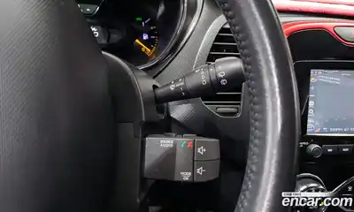 Renault QM3 2015 1.5 Автомат в Москве № 106459, миниатюра 3