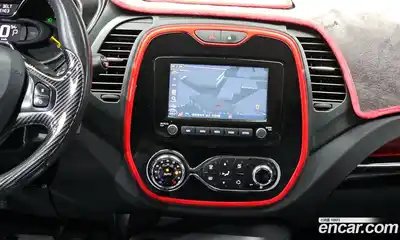 Renault QM3 2015 1.5 Автомат в Москве № 106459, миниатюра 9