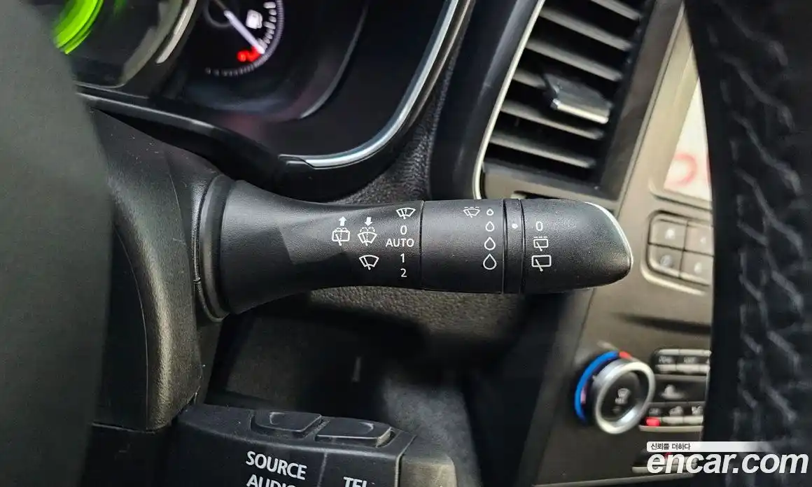 Renault QM6 2017 2.0 Автомат в Москве № 107107, фото 12