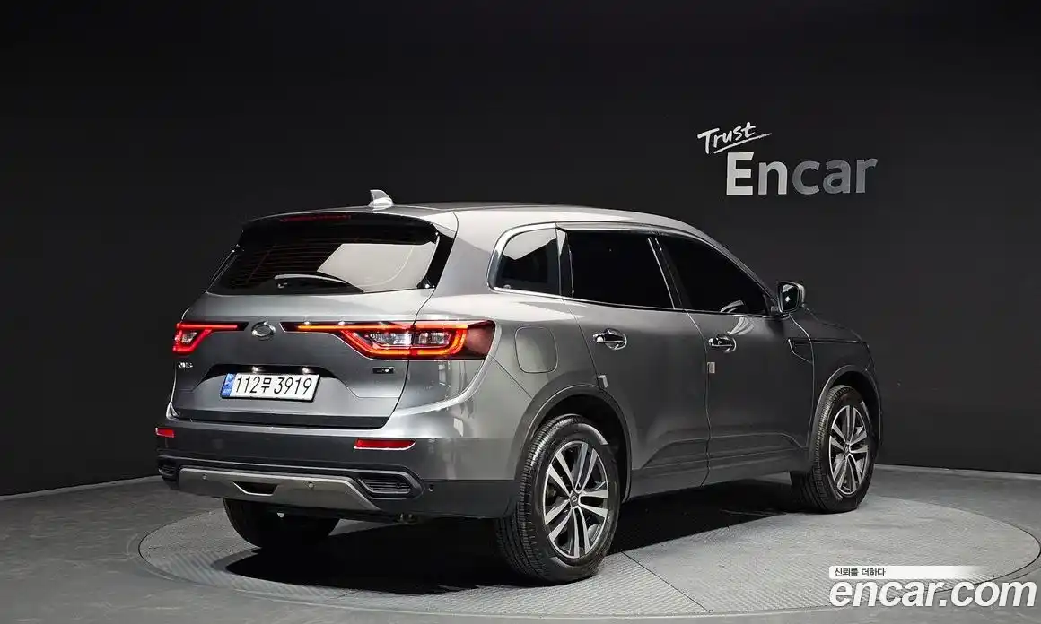 Renault QM6 2021 2.0 Автомат в Москве № 107330, фото 17