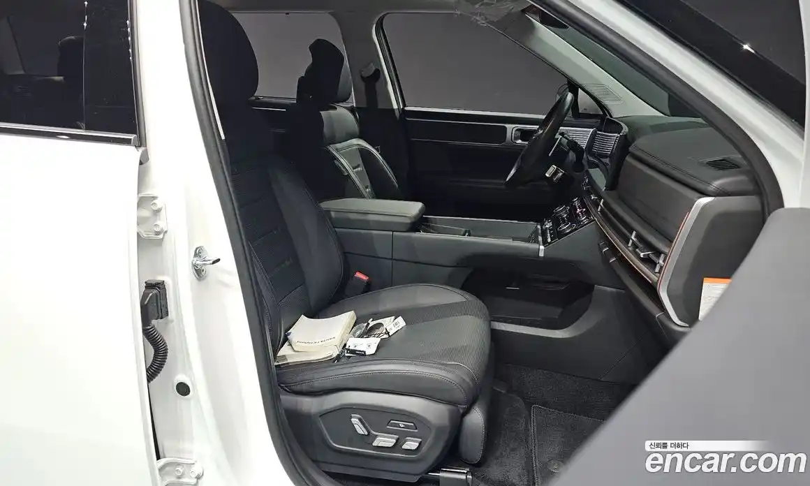 Hyundai Santa Fe 2024 1.6 Автомат в Москве № 109713, фото 16