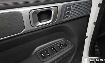 Hyundai Santa Fe 2024 1.6 Автомат в Москве № 109713, миниатюра 5