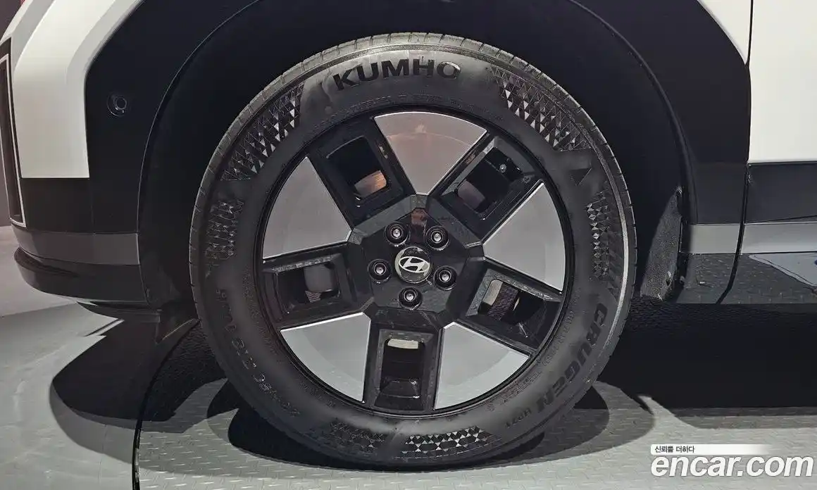 Hyundai Santa Fe 2024 1.6 Автомат в Москве № 109713, фото 8