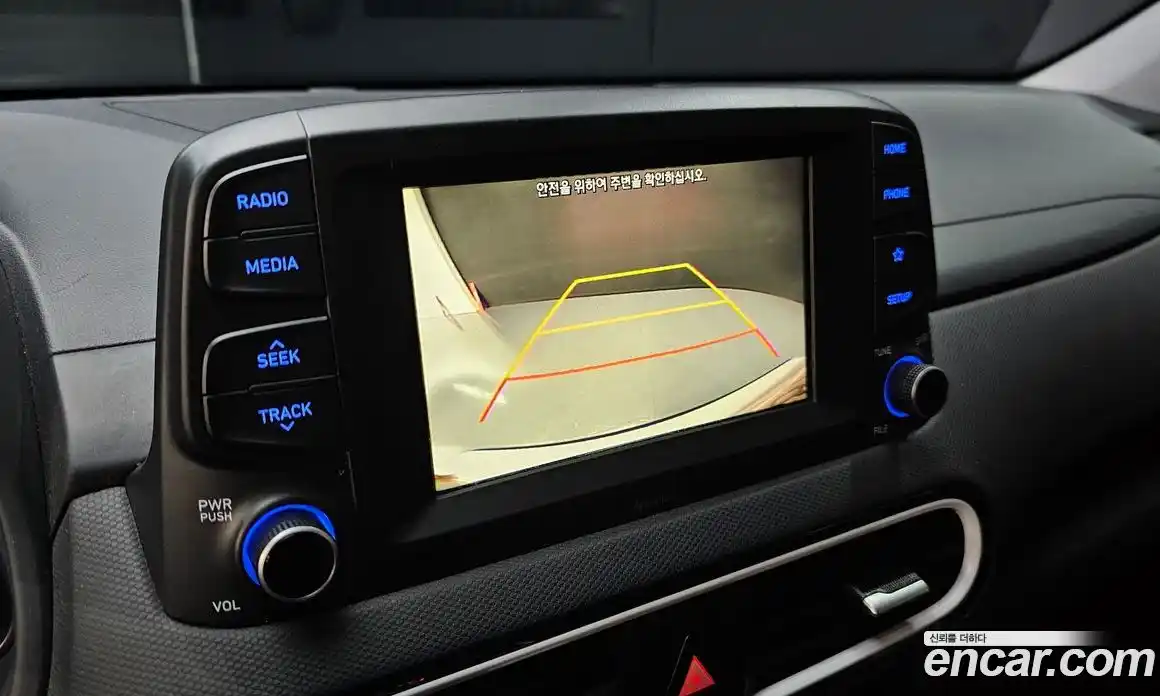 Hyundai Kona 2020 1.6 Автомат в Москве № 109898, фото 20