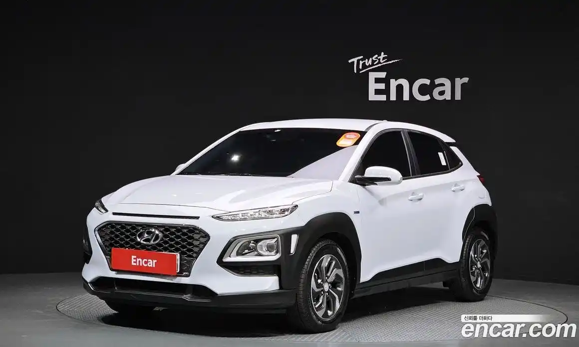 Hyundai Kona 2020 1.6 Автомат в Москве № 109898, фото 7