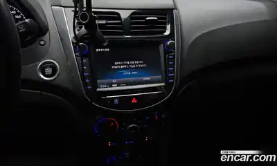 Hyundai Accent 2017 1.4 Автомат в Москве № 112742, миниатюра 5