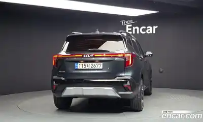 Kia Seltos 2023 1.6 Автомат в Москве № 114441, миниатюра 3