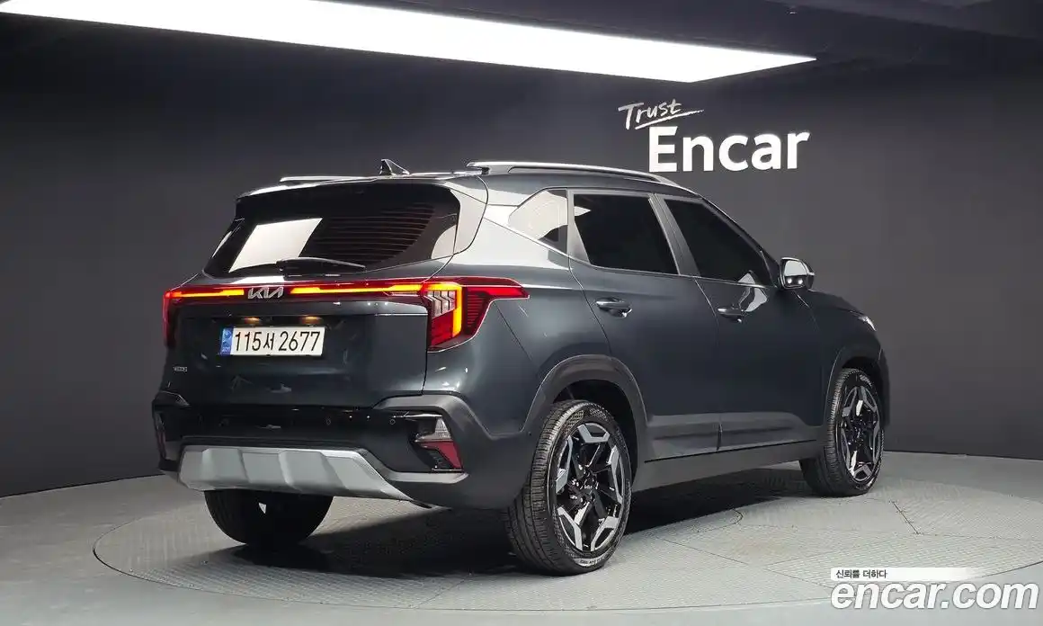 Kia Seltos 2023 1.6 Автомат в Москве № 114441, фото 9