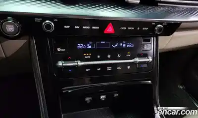 Kia Canival 2023 3.5 Автомат в Москве № 115520, миниатюра 7