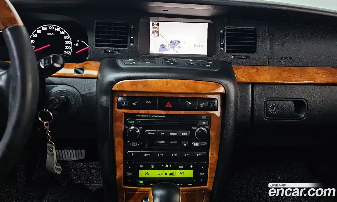 Kia Opirus 2005 3.8 Автомат в Москве № 115583, фото 15