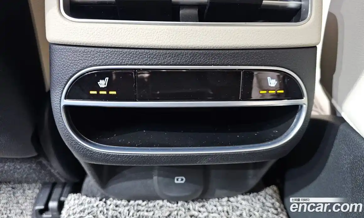 Genesis GV70 2021 2.5 Автомат в Москве № 117959, фото 17