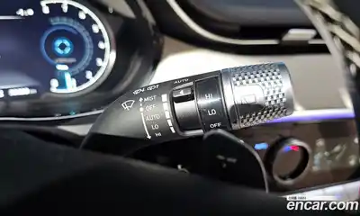 Genesis GV70 2021 2.5 Автомат в Москве № 117959, миниатюра 10