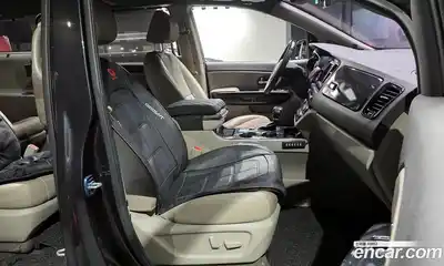 Kia Canival 2019 2.2 Автомат в Москве № 120203, миниатюра 5