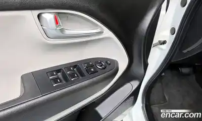 Kia Ray 2022 1.0 Автомат в Москве № 120328, миниатюра 2