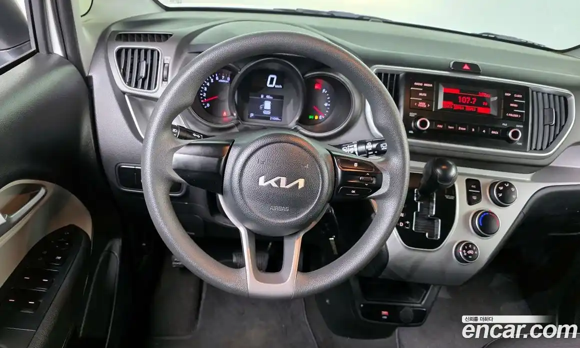 Kia Ray 2022 1.0 Автомат в Москве № 120328, фото 4