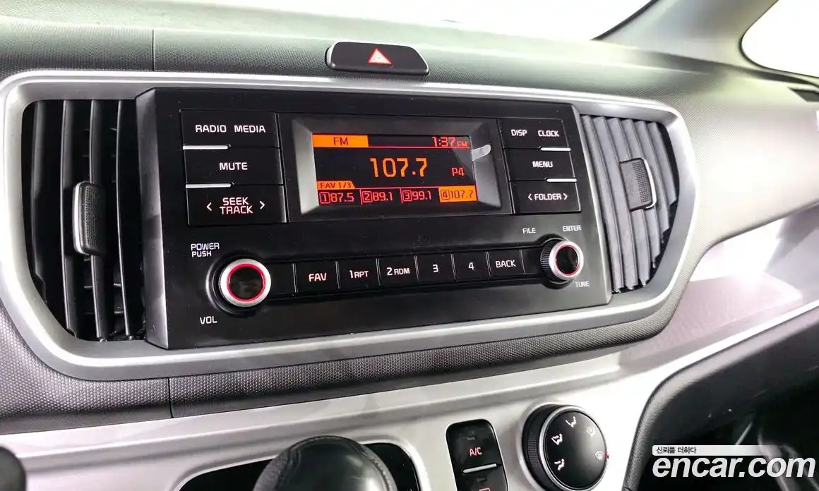 Kia Ray 2022 1.0 Автомат в Москве № 120328, фото 7