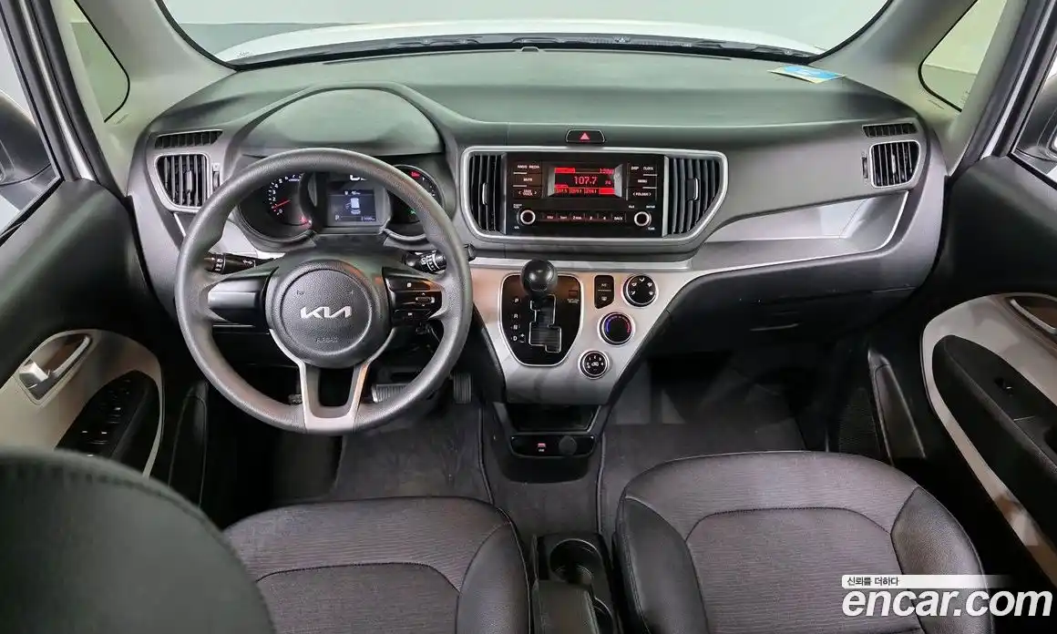 Kia Ray 2022 1.0 Автомат в Москве № 120328, фото 10