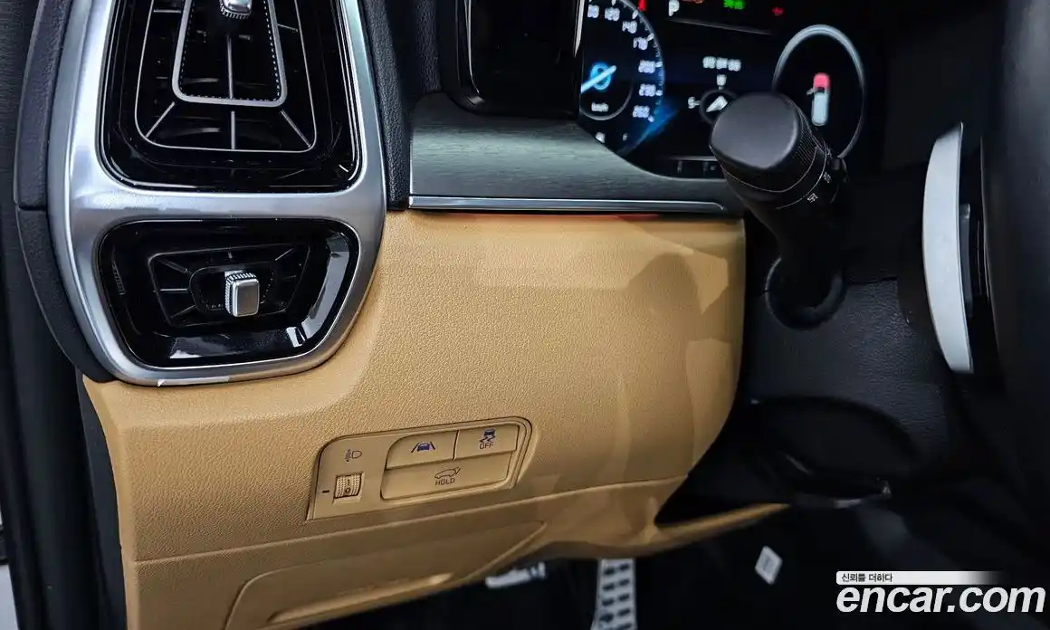 Kia Sorento 2023 1.6 Автомат в Москве № 121178, фото 15