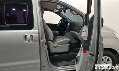 Hyundai Starex 2015 2.5 Механическая в Москве № 122391, миниатюра 11