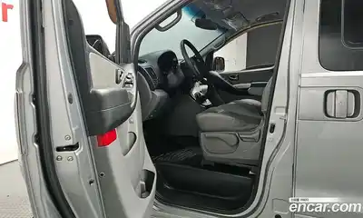 Hyundai Starex 2015 2.5 Механическая в Москве № 122391, миниатюра 3