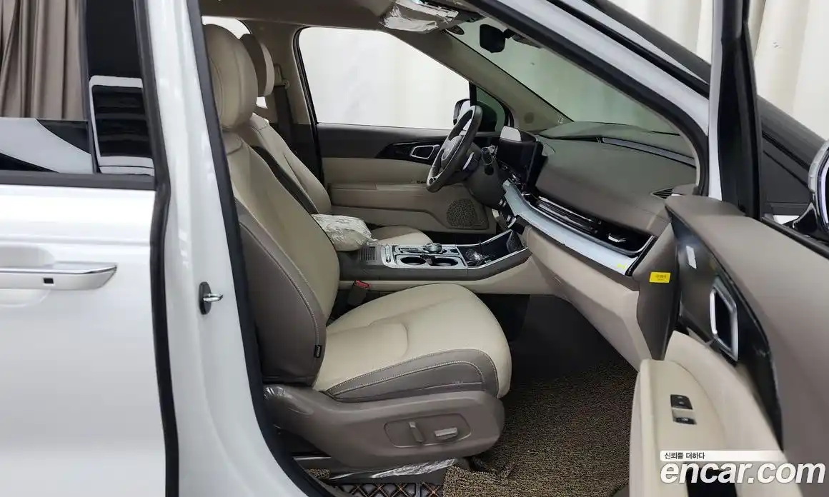 Kia Canival 2024 2.2 Автомат в Москве № 122714, фото 4