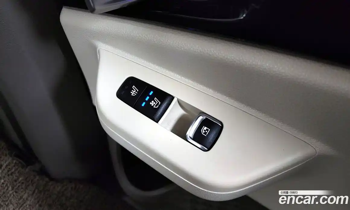 Kia Canival 2024 2.2 Автомат в Москве № 122714, фото 7